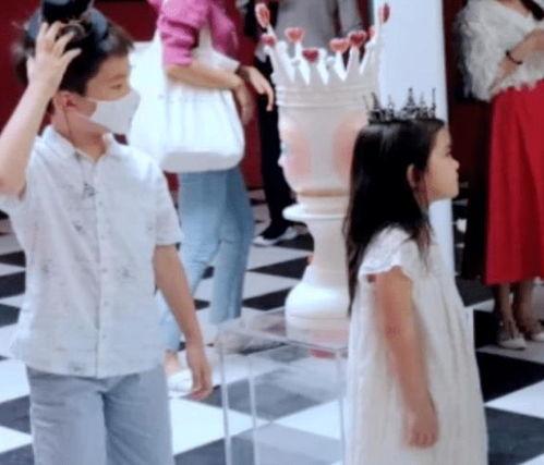 吃瓜马甲霍思燕,吃瓜马甲背后的明星生活